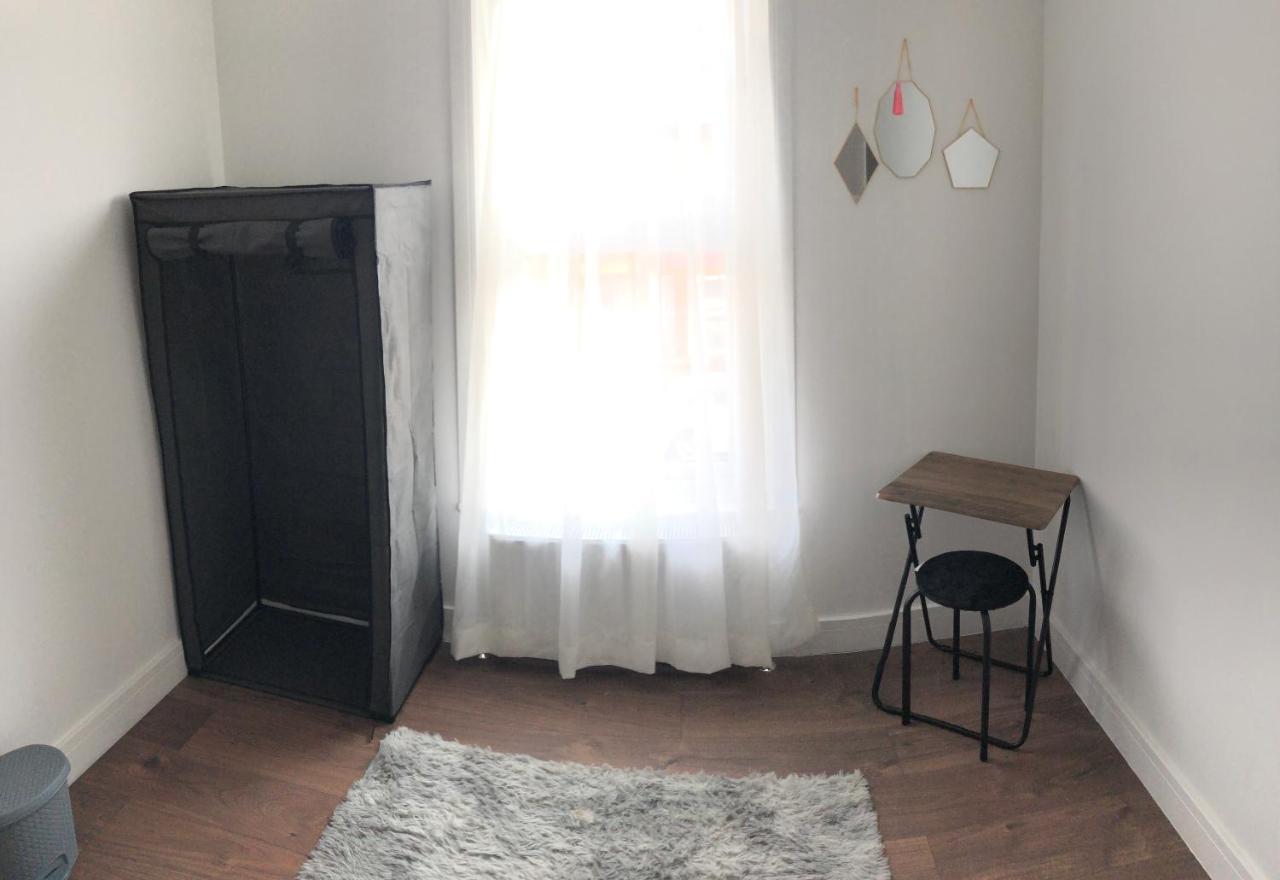 לינה וארוחת בוקר לינקולן Blue House מראה חיצוני תמונה